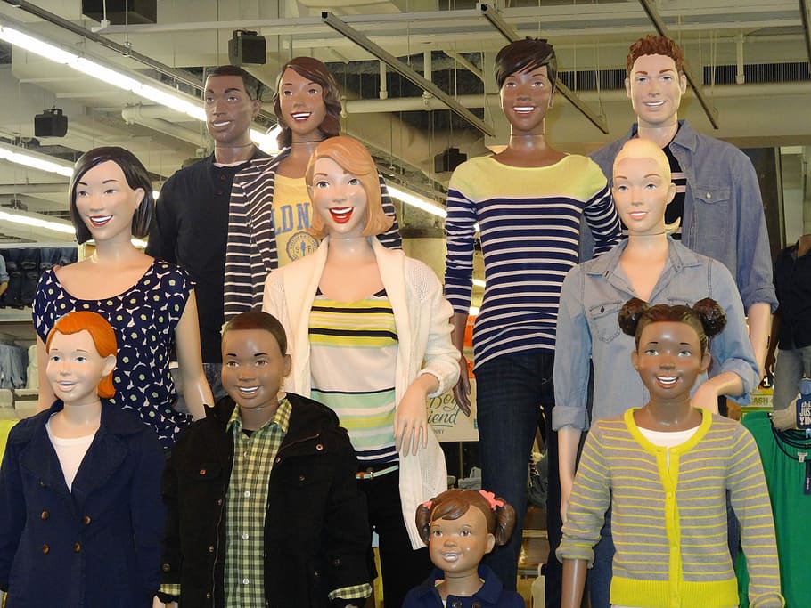 Mannequins, Mall, Dummies, display dummies, manikins, indoors, happy, family, artificial, people
