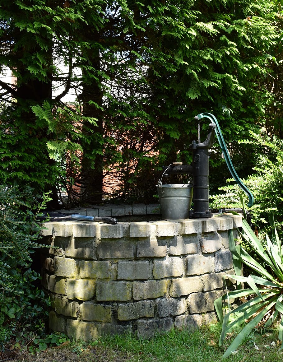 pump, fountain, garden pump, hand pump, water, garden, wet, water fountain, flow, garden irrigation