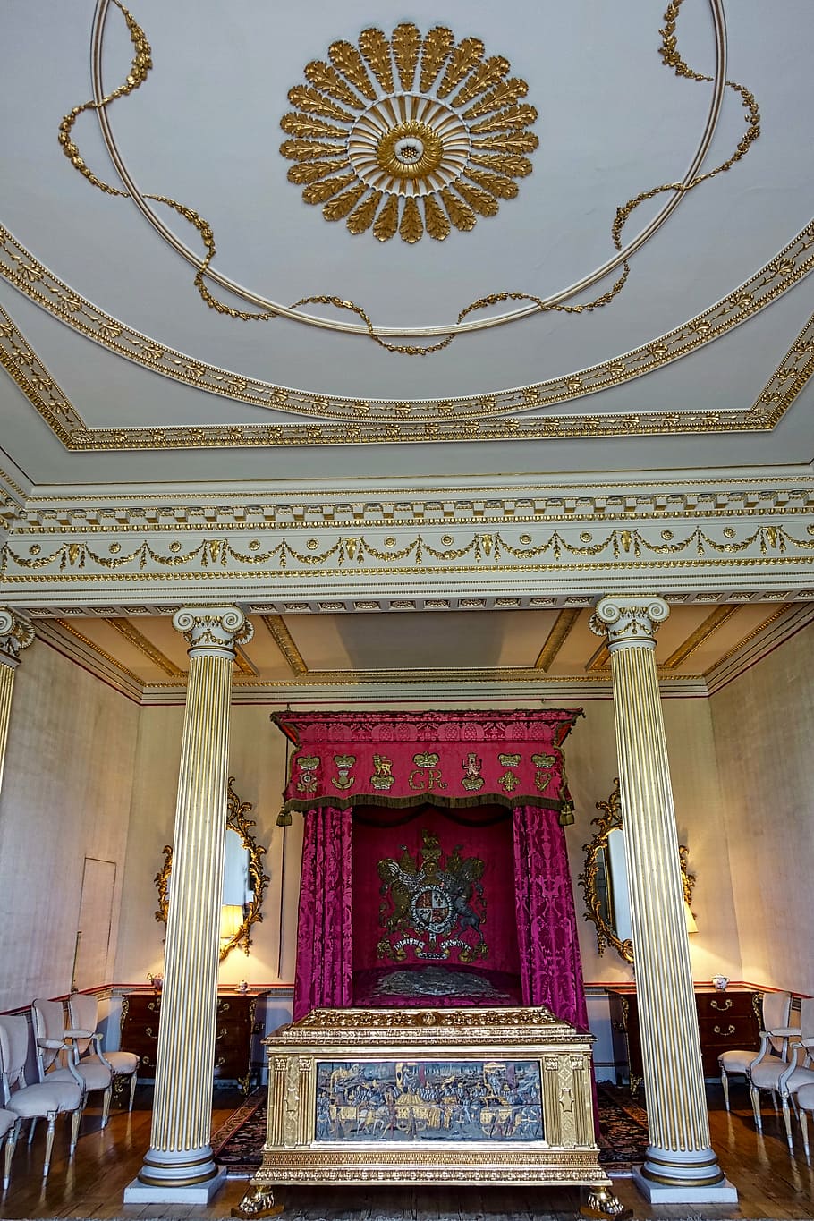 bedroom, ceiling, ornate, blickling estate, palace, heritage, aristocracy, architecture, english, historic