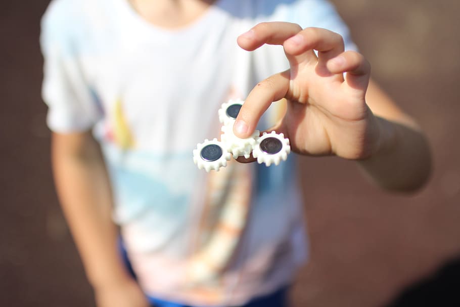 boy, hand, young, man, spinner, toy, summer, guy, photoshoot, closeup
