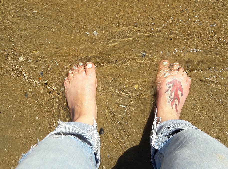 playa, mar, vacaciones, arena, tatuaje, pie humano, pierna humana, verano, descalzo, al aire libre