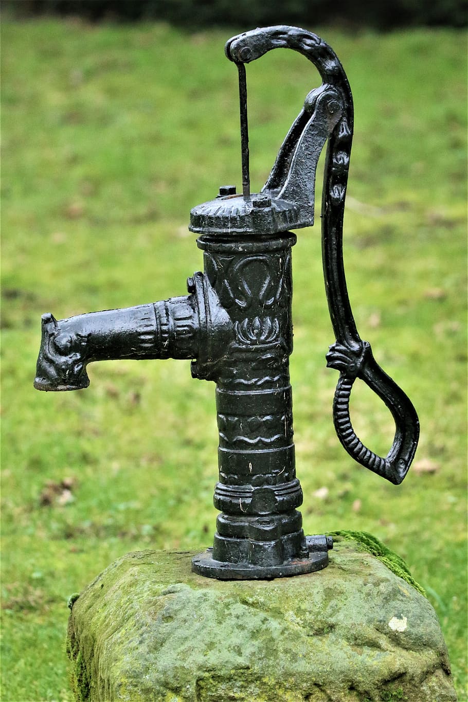 pump, water pump, metal, steel, old, hand pump, fountain, court pump, garden pump, iron