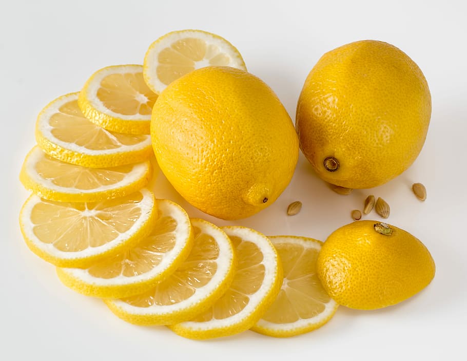 sliced lemon, lemon, citrus, fruit, juicy, juice, sour, healthy, tropical, refreshment