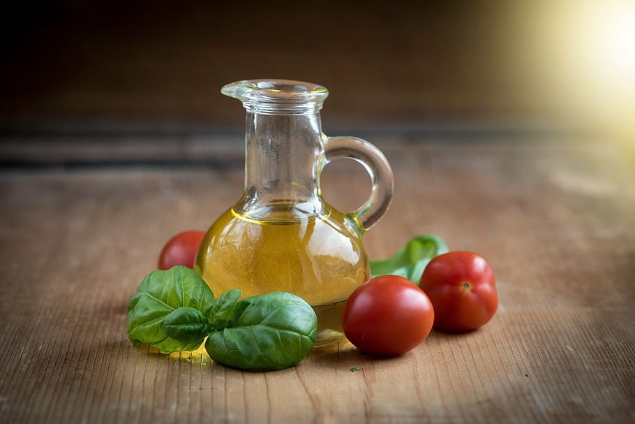 oil, vial, tomatoes, bottles, food, eat, glass bottles, still life, mediterranean, filled
