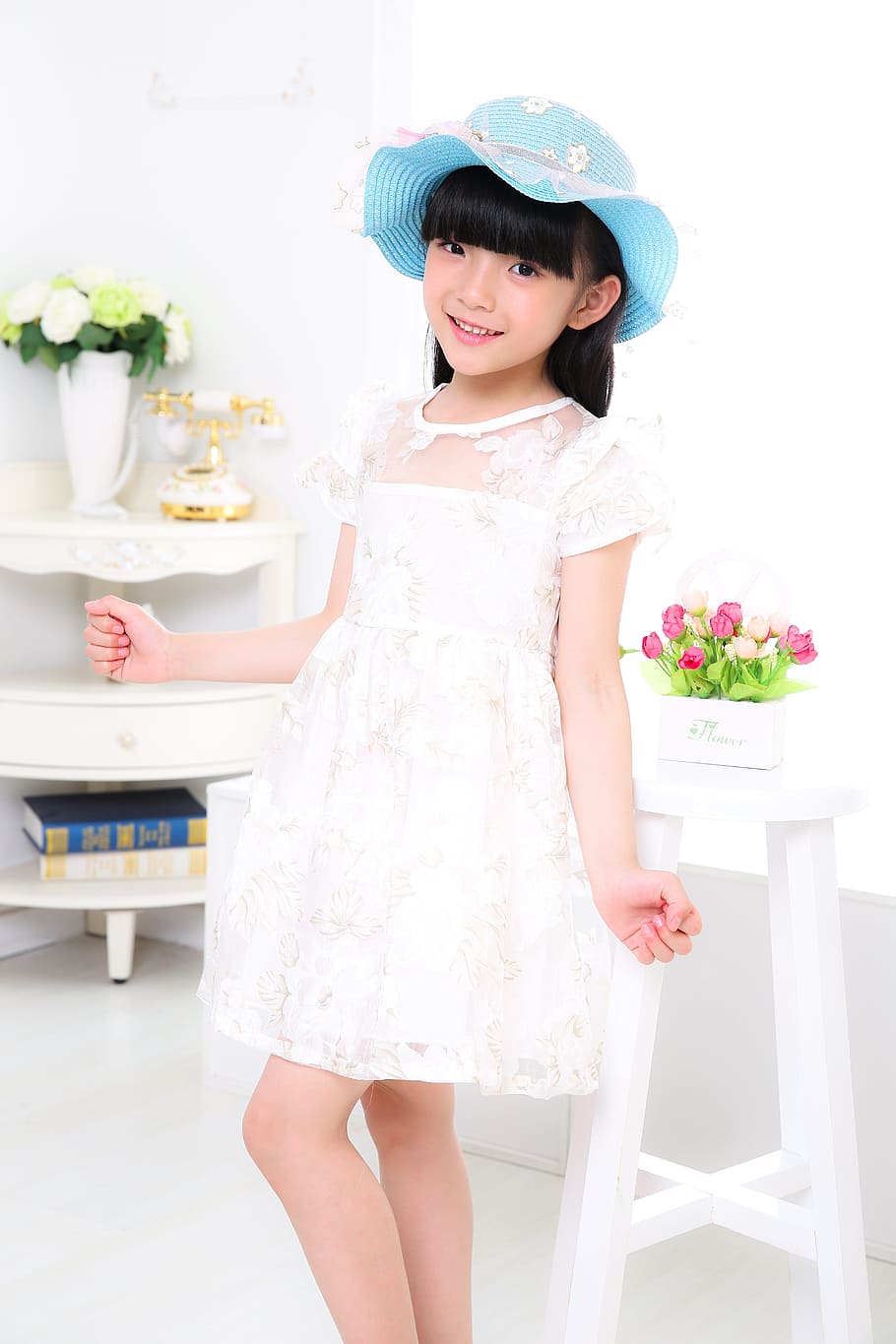Child, Girls, Portrait, Photo, white dress, hat, bid, asia, cute, childhood