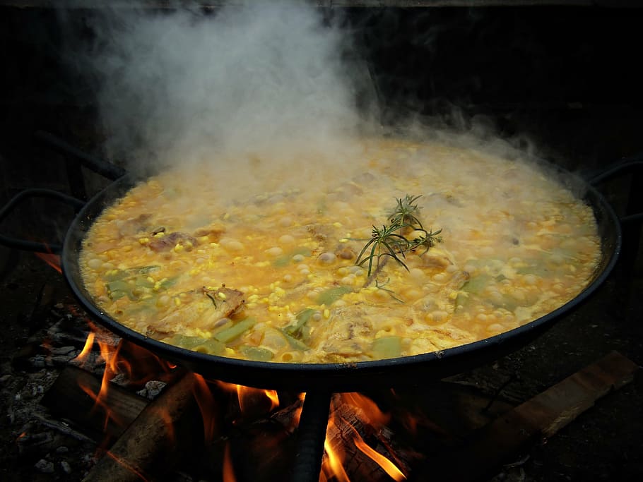 paella, lena, fire, food, flames, firewood burned, delicious, rice, mediterranean, spanish food