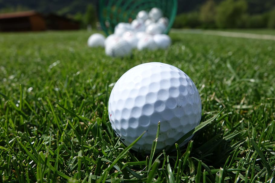 dangkal, fotografi fokus, putih, bola golf, di luar rumah, Driving Range, Lapangan Golf, golf, klub golf, permainan golf