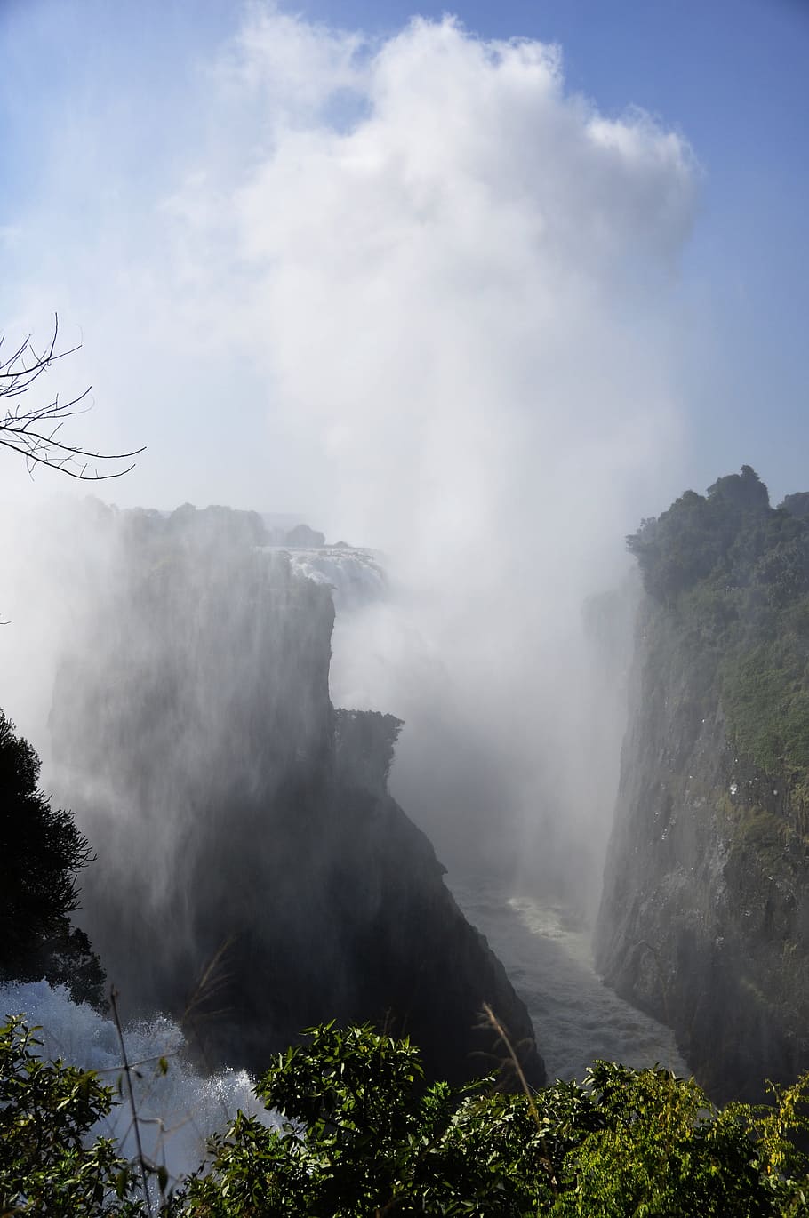 smokey valley, surrounded, Waterfall, Water, Spray, viktoriofaelle, victoria case, zimbabwe, zambezi, africa