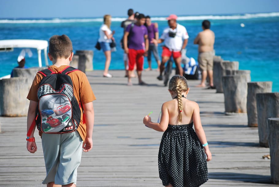 pier, mexico, children, siblings, vacation, family, brother, water, people, child