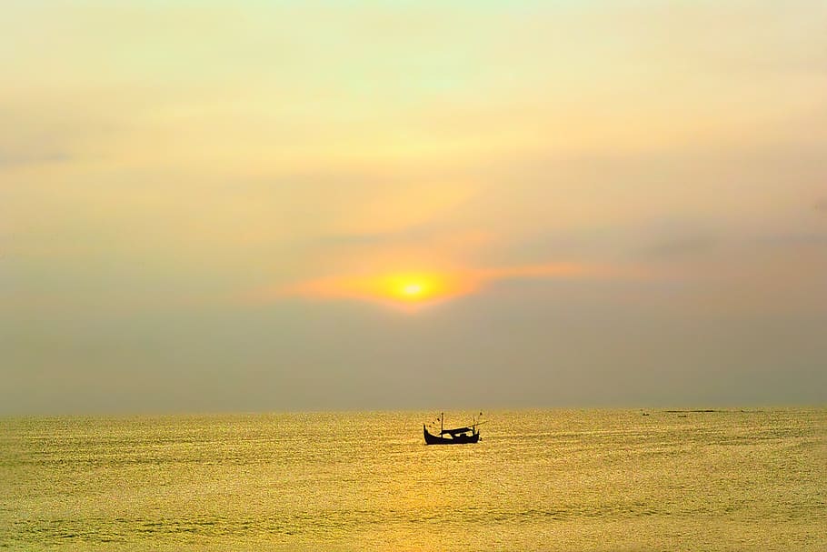 indonesia, indonesian lake, sea, water, mood, boat, lake, thermals, wave, sunset