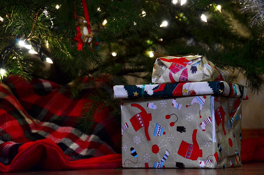 gifts, christmas, morning, birthday, gift, presents, xmas, snow, decoration, celebration