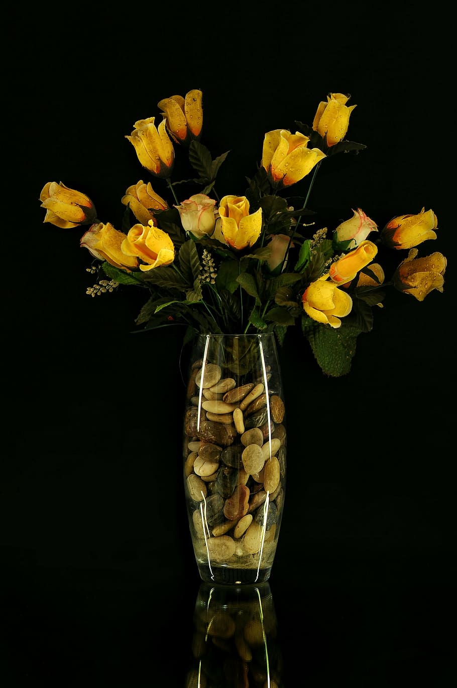 flores de pétalos amarillos, flores, florero, sassi, oscuro, flor, floreros, naturaleza, pétalos, decoración