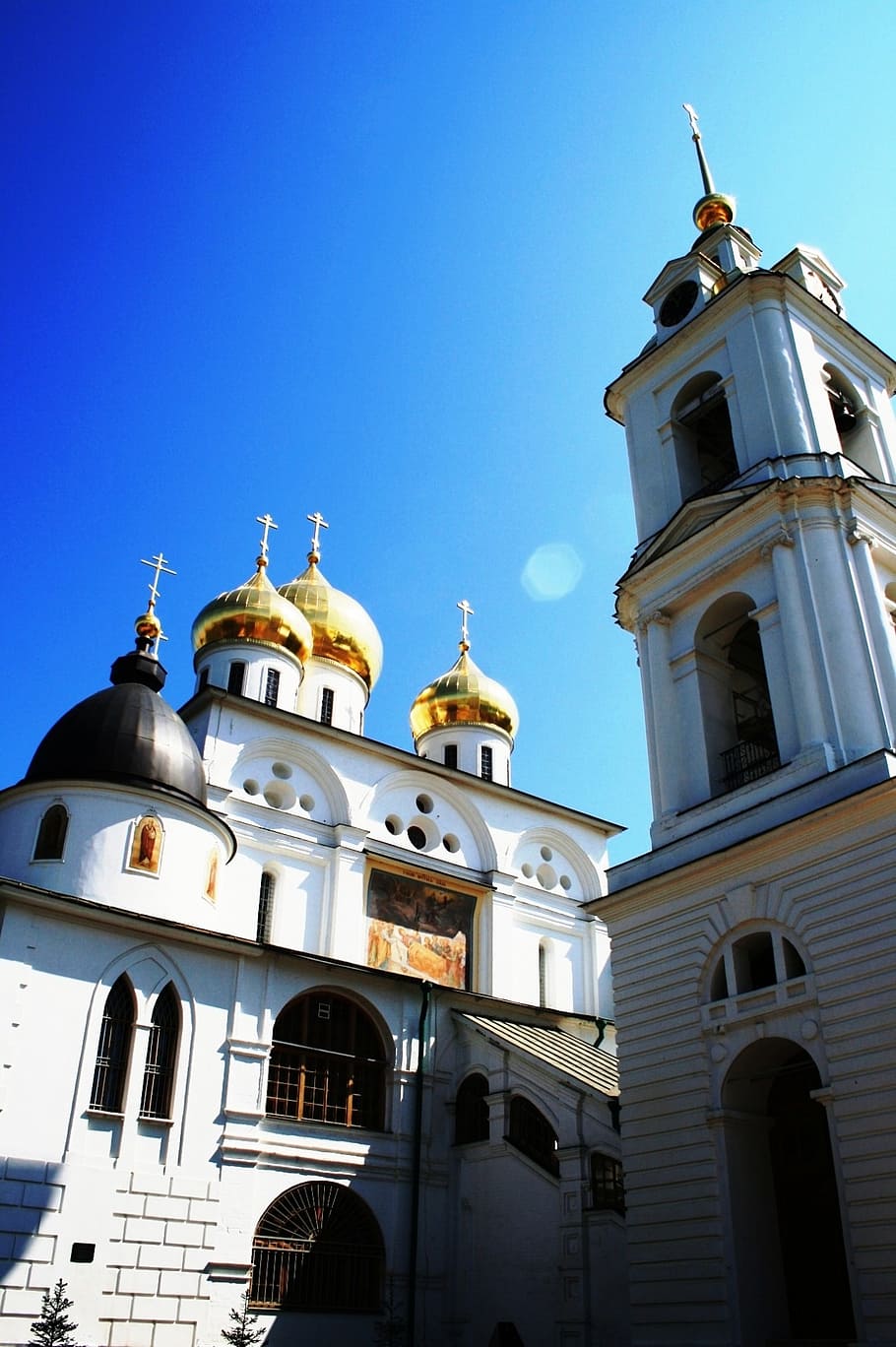 cathedral, church, white, building, golden domes, onion black domes, religion, russian orthodox, towers, arches