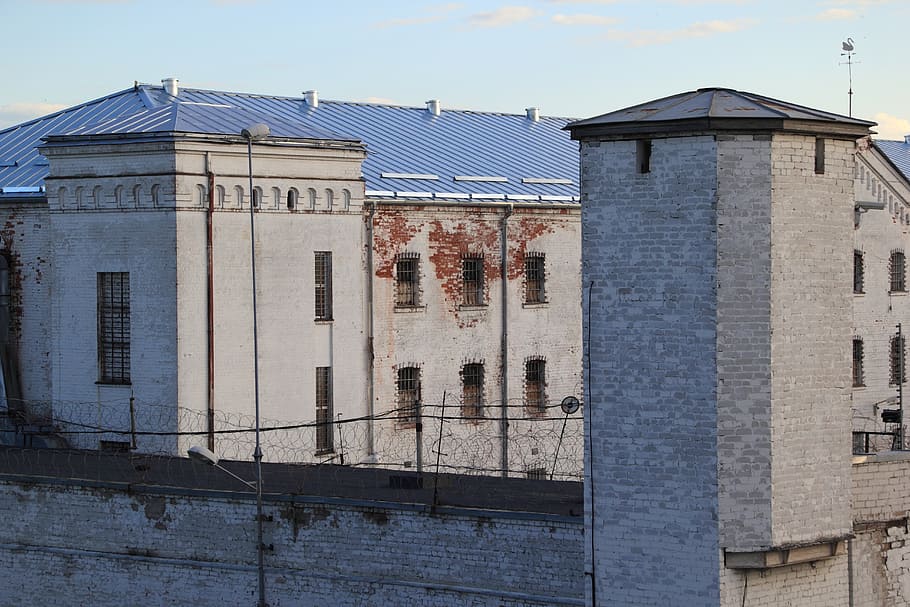 Letonia, Daugavpils, prisión, arquitectura, celda, detención, vigilado, estructura construida, exterior del edificio, cielo