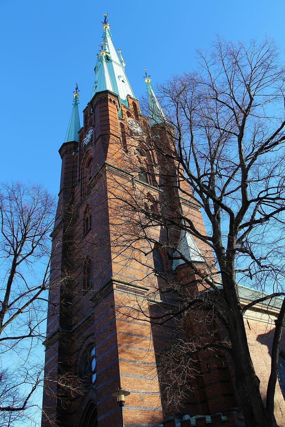 igreja klara, igreja, bonita, orar, oração, sueco, estocolmo, suécia, escandinávia, vista de ângulo baixo