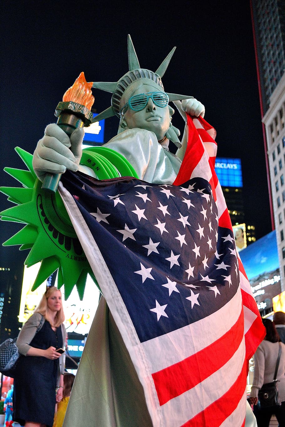 times square, costume, make-up, mime, character, 42nd street, american flag, monumental, liberty, 4th of july