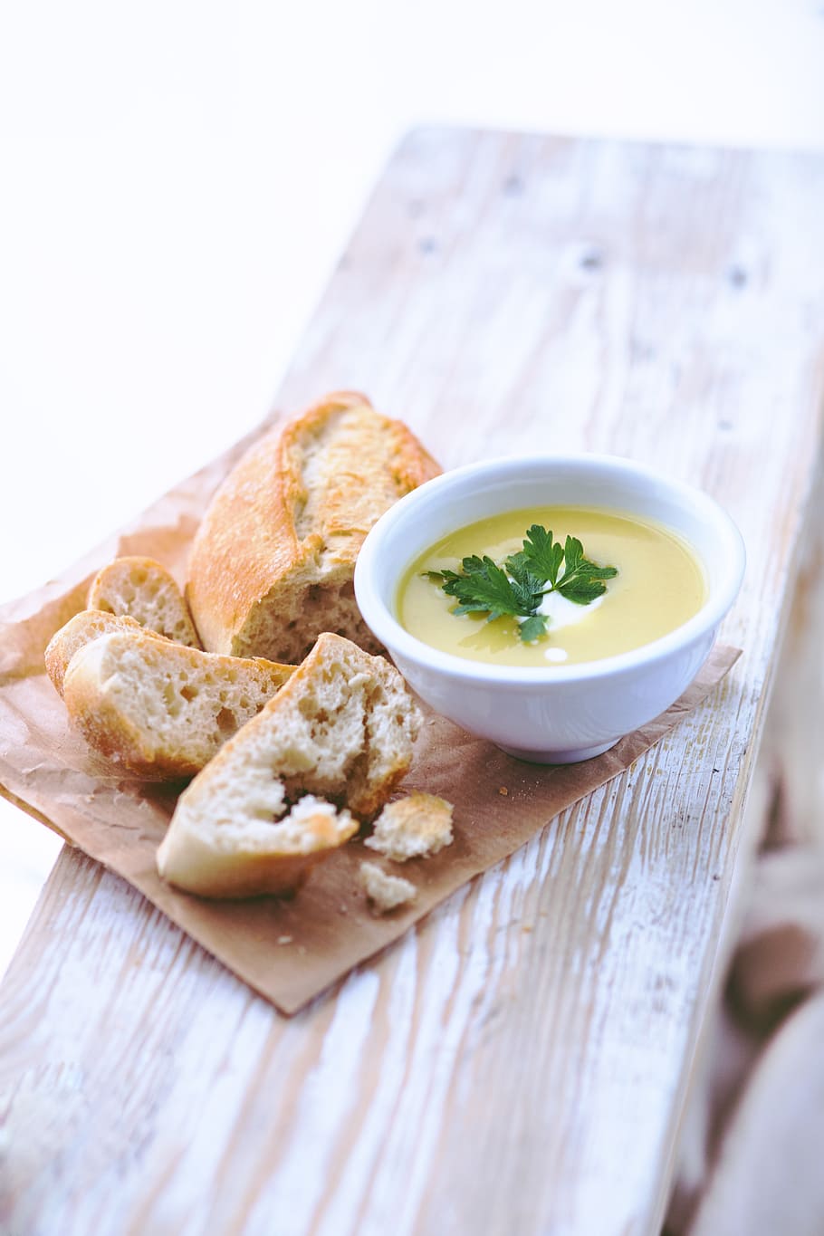 bread, soup dish, leek, potato, soup, healthy, white, bowl, cooking, food and drink