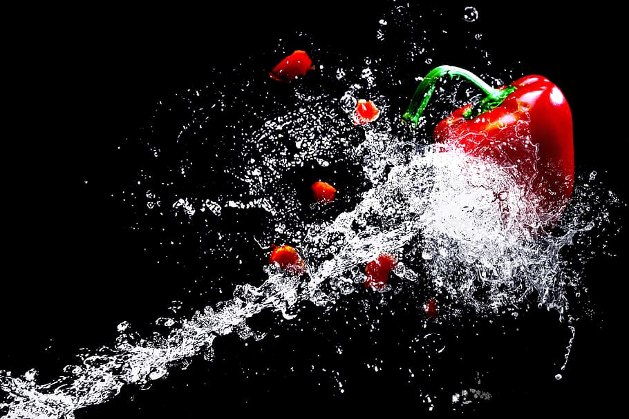 red, chili splash, water, water splashes, high speed, paprika, vegetables, vegetarian, vegan, drop of water
