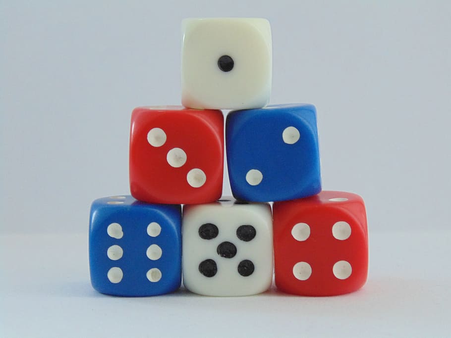 Dados, Juegos de azar, Casino, Juego, azar, ocio Juegos, juguete, forma de cubo, azul, rojo