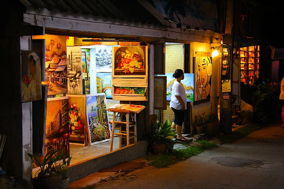 arte, galería, noche, vista, playa de lamai, koh samui, tailandia, personas reales, arquitectura, una persona
