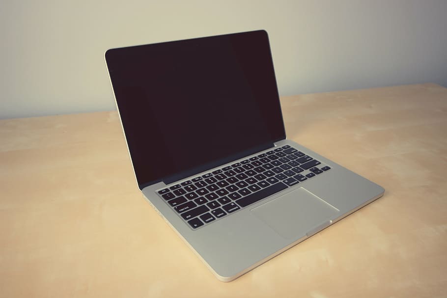 macbook pro, macbook, pro, meja, laptop, komputer, apel, bisnis, kantor, teknologi