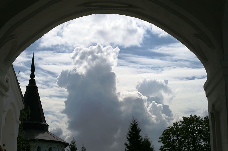 biara, bersejarah, agama, ortodoks Rusia, lengkungan, atap, menara, pohon, awan cumulus, awan stratus