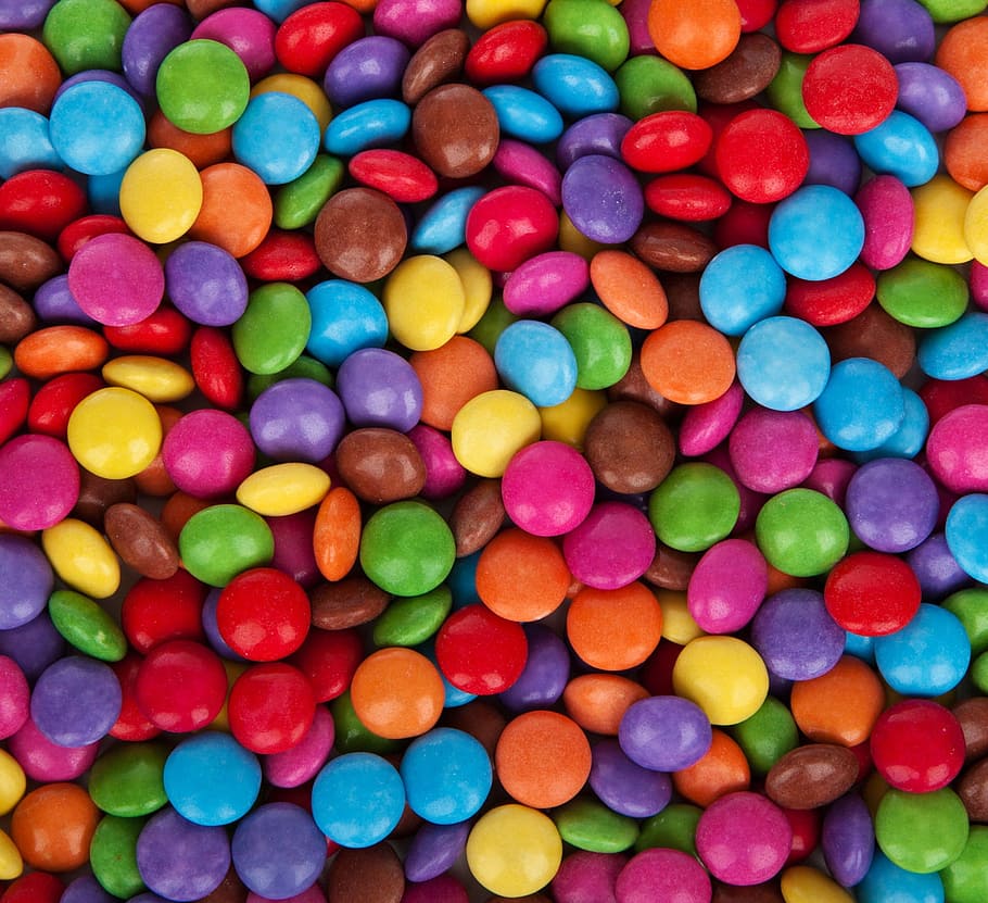 assorted-color chocolate chip lot, variation, confectionery, coated, treat, colorful, color, dessert, button, candy