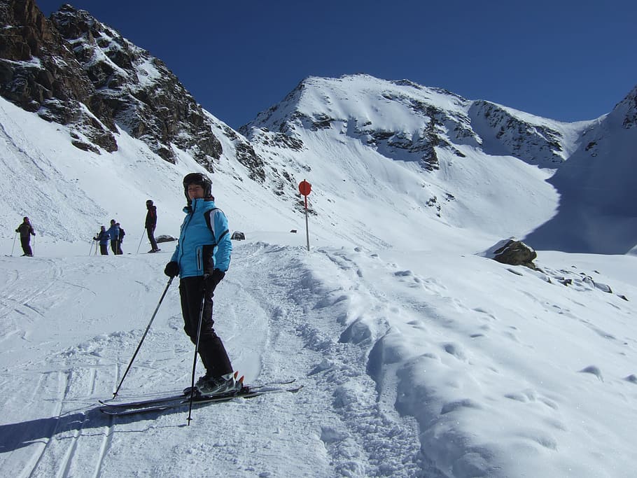 Esqui, esquiador, pista de esqui, sol, neve, inverno, esporte, montanha, ao ar livre, pessoas