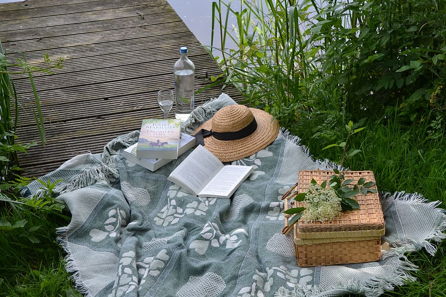brown, wicker basket, sombrero, picnic table, picnic, book, park, outdoors, lifestyle, summer