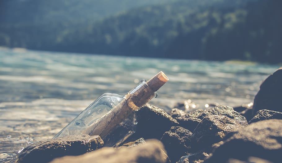 flessenpost, poste, botella de vidrio, mar, comunicación, botella, agua, naturaleza, vidrio, playa