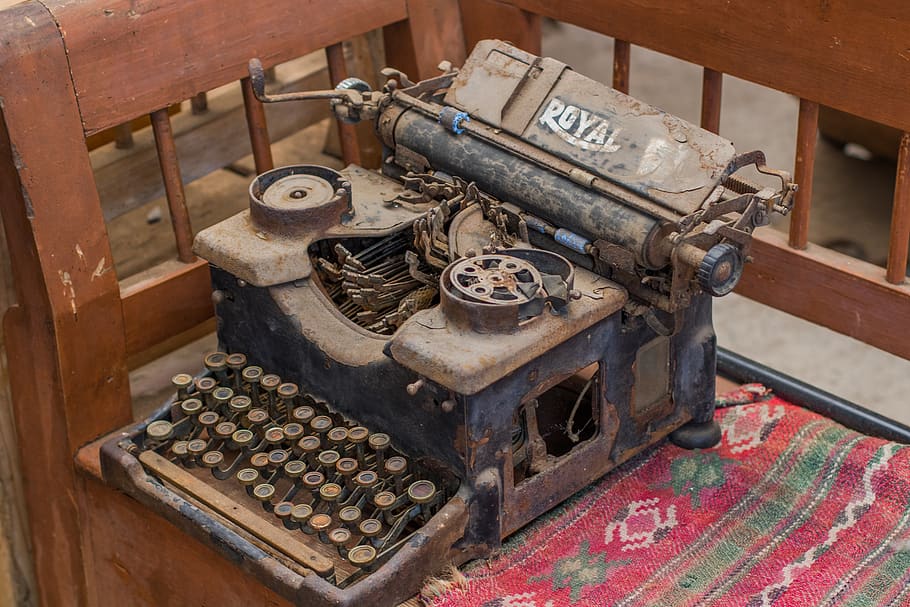 typewriter, old, dust, vintage, decorative, complexity, broken, object, written, retro styled