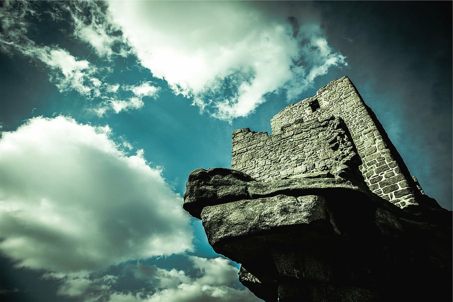 gris, torre de ladrillo, nublado, cielo, ruina, edificio, parte superior, roca, castillo, pared