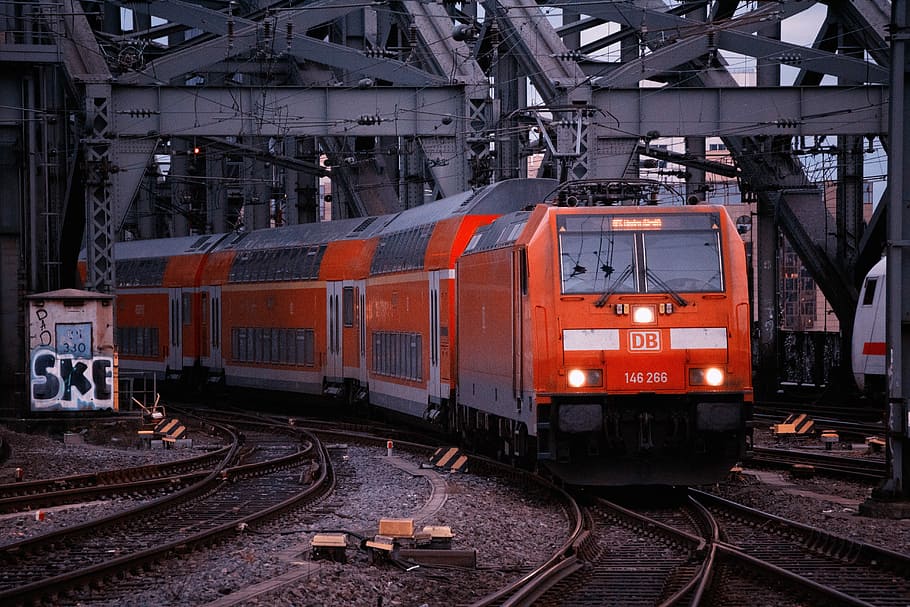 Красный, Черный, Электрический, поезд, Железнодорожный, транспортная система, Двигатель, Железнодорожная линия, Станция, промышленность