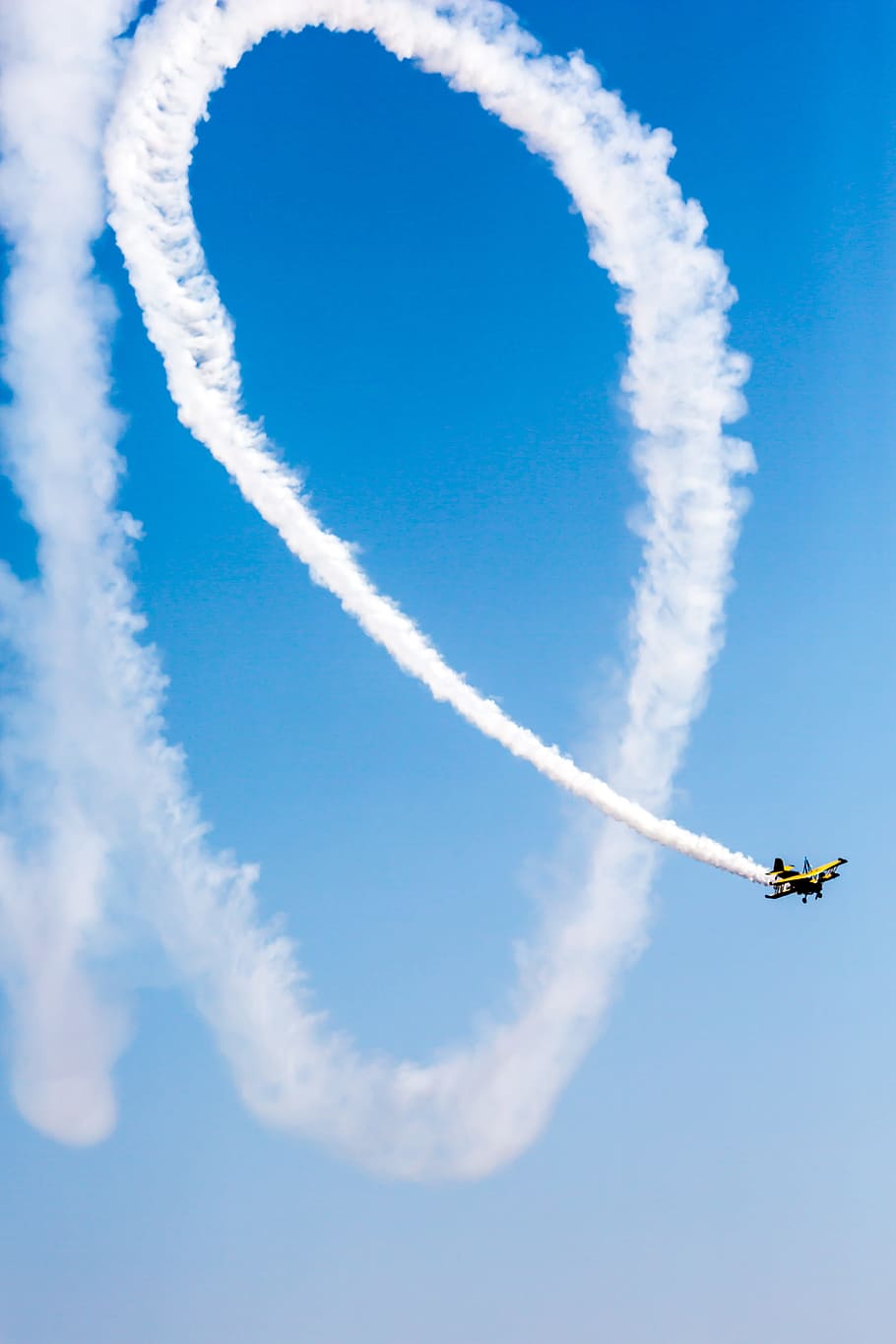 aerobatic, plane, smoke, cloud, sky, flight, stunts, air flight, cloud - sky, air vehicle