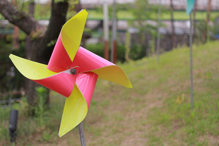selective, focus photography, pink, yellow, propeller toy, pinwheel, park, wind, children's toys, toy
