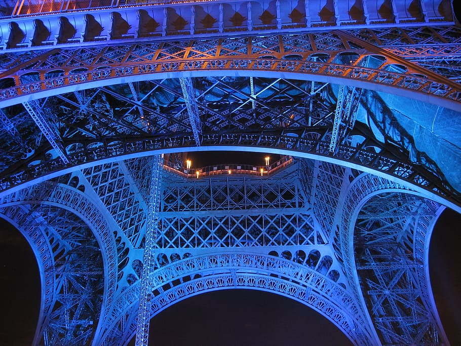 rendah, sudut fotografi, Menara Eiffel, Paris, Arsitektur, eropa, kota, prancis, menara, perkotaan