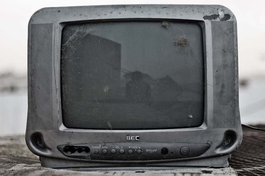черный, потому что телевизор, старый, телевизор, крупный план, люди, вид транспорта, связь, один объект, день