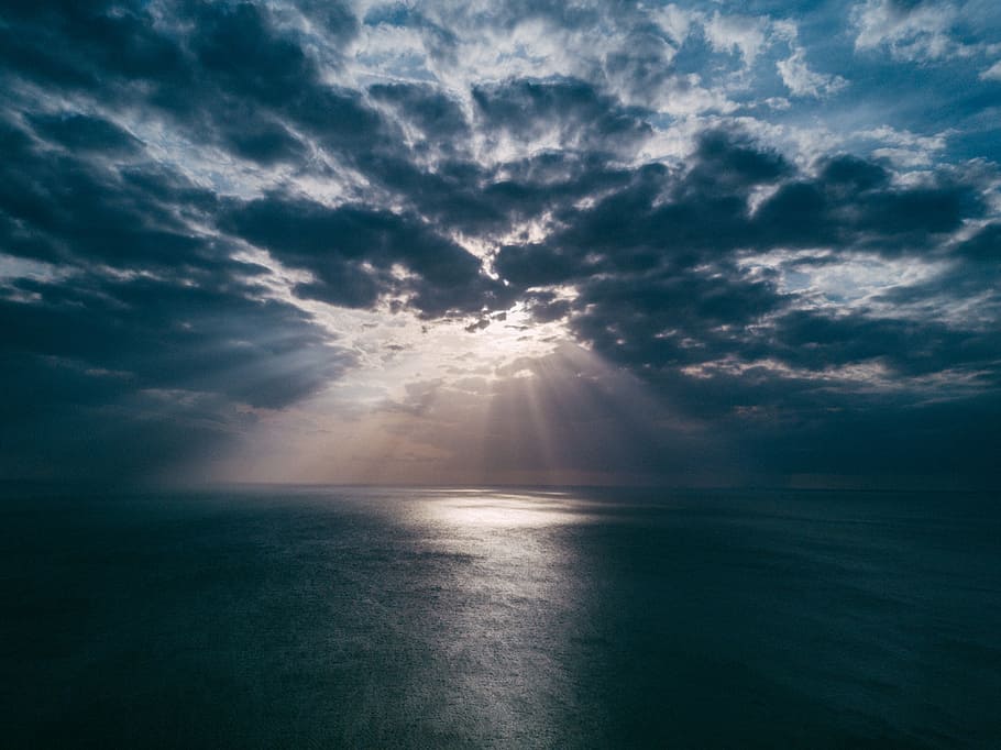 sun rays, body, water, sea, ocean, waves, nature, cloudy, sky, clouds