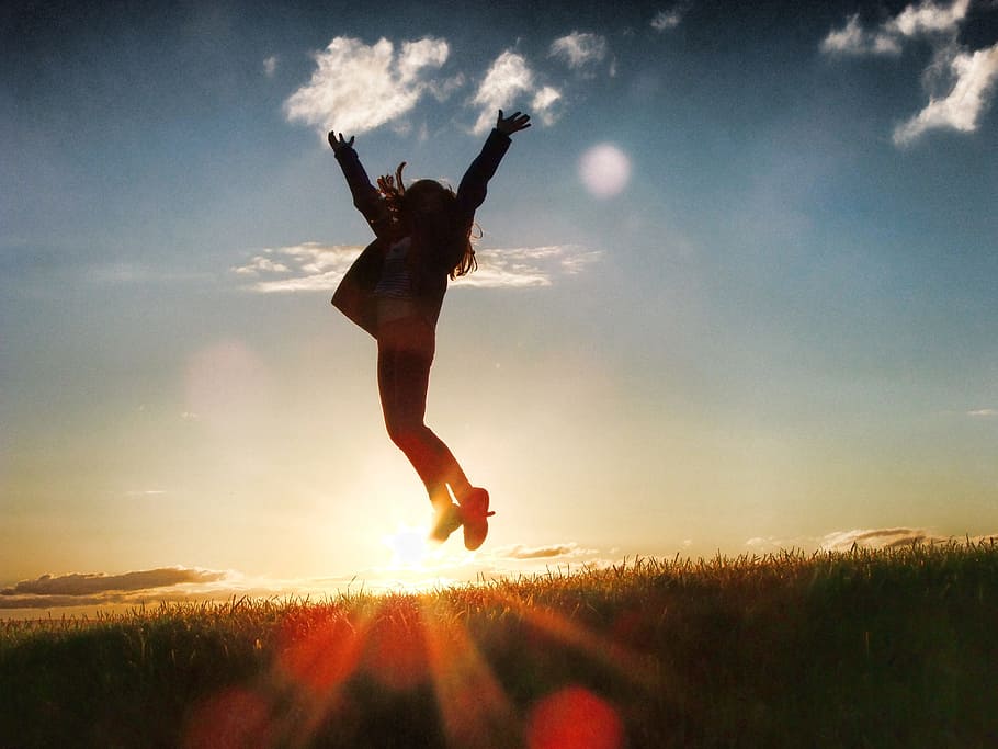 foto de silueta, saltando, niña, inspiración, motivación, vida, inspirador, al aire libre, deporte, luz solar