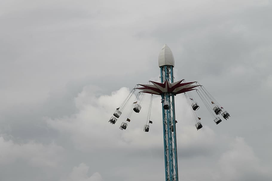 red, blue, swing, ride, cloudy, sky, green, white, amusement, park