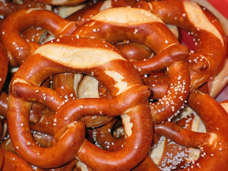 pretzel breads, pretzels, laugenbrezeln, bakery, food, bavaria, baked, eat, specialty, served
