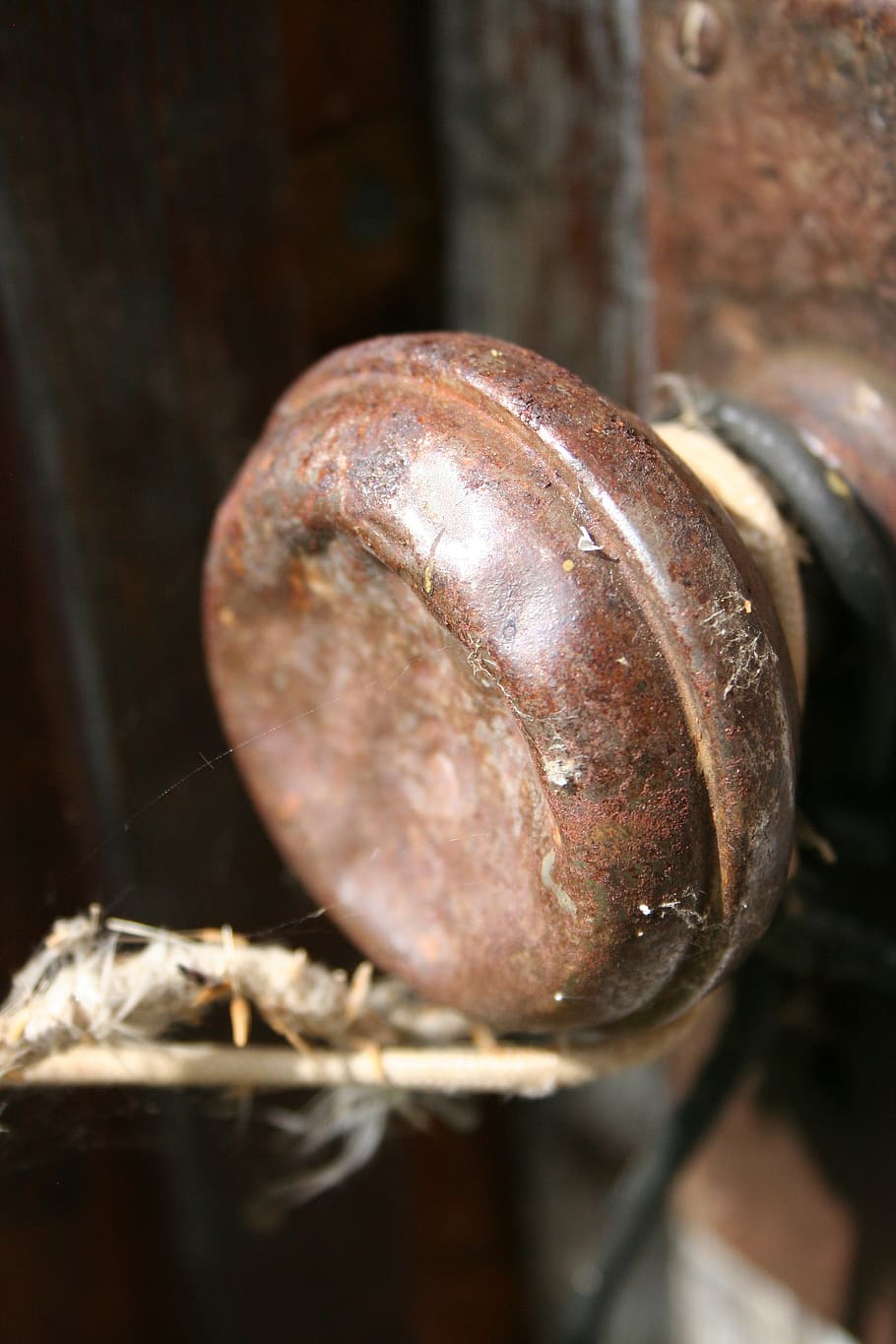 rusty, vintage, antique, doorknob, deserted, old, rust, farm, countryside, abandoned