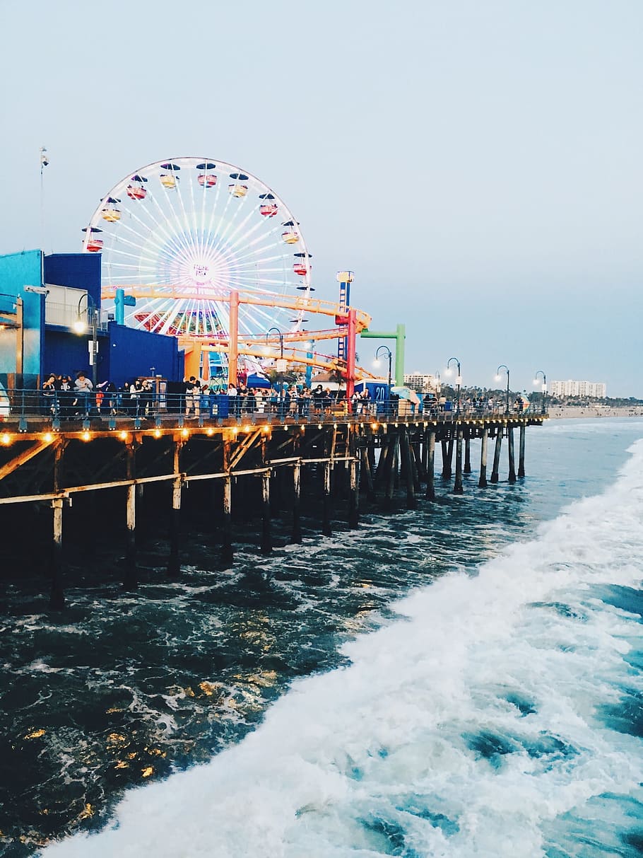 Santa Monica Pier, Santa Monica, Pier, muelle, rueda de la fortuna, playa, océano, mar, agua, olas
