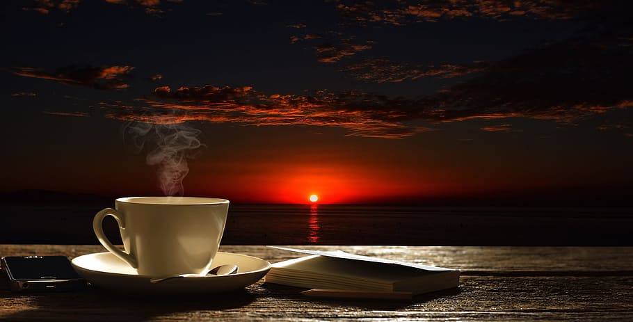 blanco, cerámica, taza de té, platillo, al lado, libro, cielo, café, taza, salida del sol