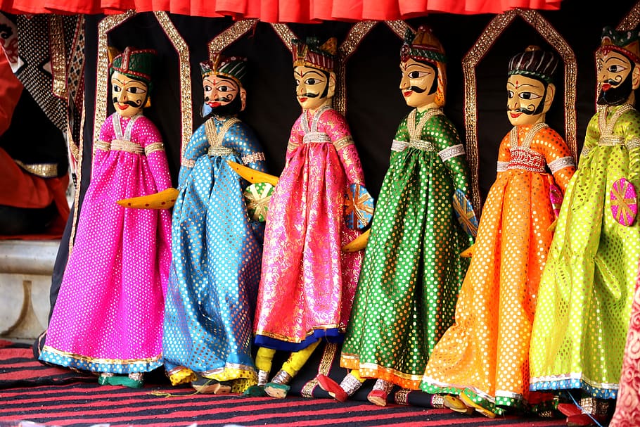dolls, dying of the light, puppet theatre, prince, king, sultan, wooden figures, colorful, color, theater