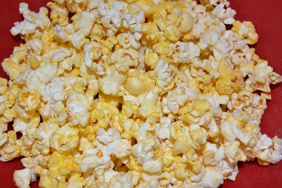 popcorn dengan keju, popcorn, camilan, makanan, enak, suguhan, film, bioskop, mentega, jagung