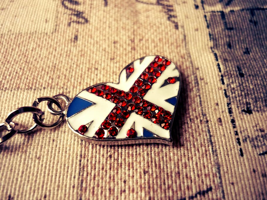 white, red, blue, pendant, union jack, london, britain, kingdom, british, england