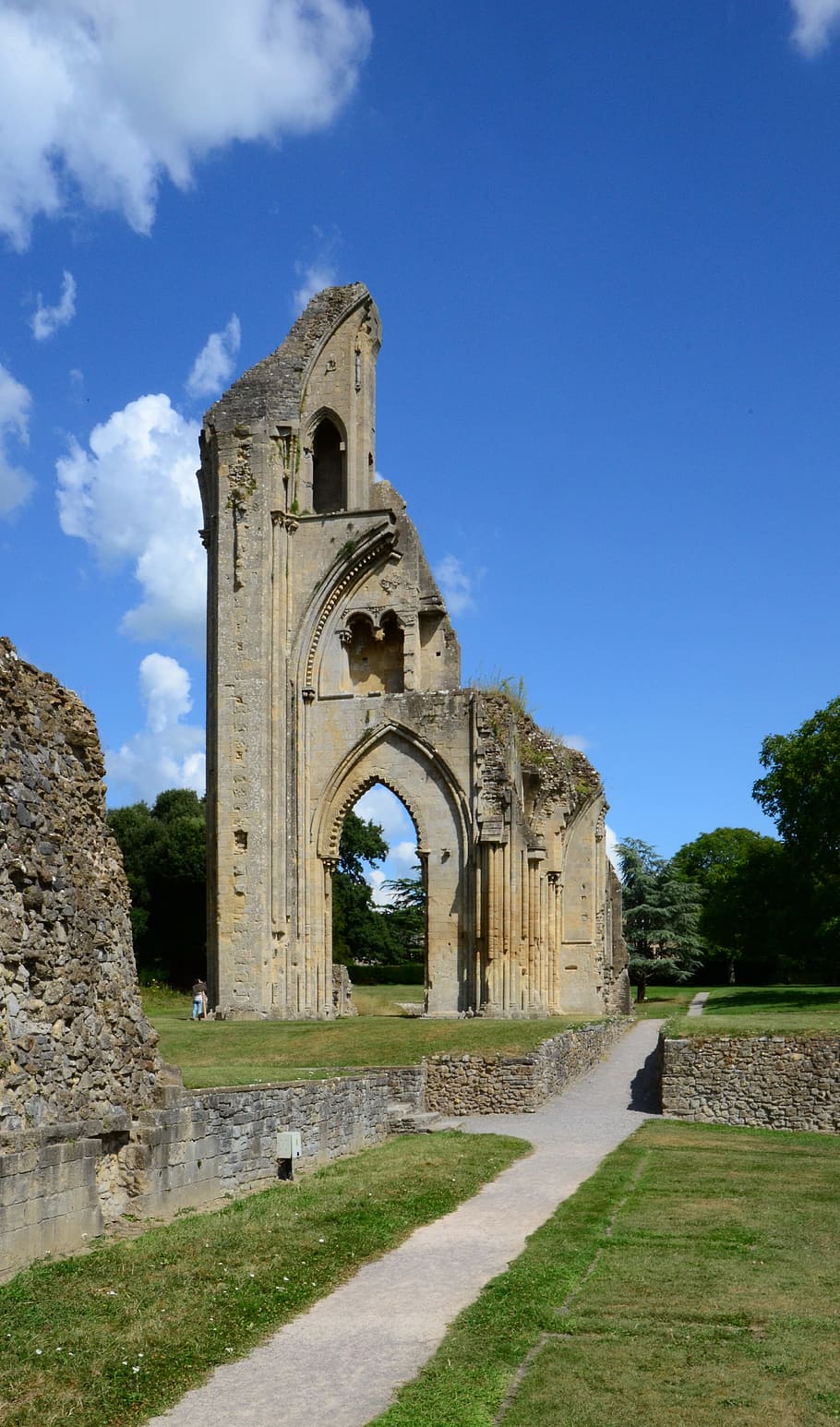 Glastonbury, Cathedral, Ruin, Henry Viii, benedictine, abbey, joseph of arimathea, king arthur, monastery, church