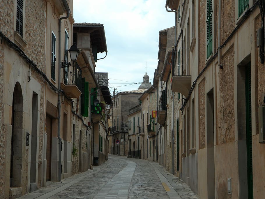 pathway, concrete, buildings, day, Mallorca, Road, Mediterranean, road train, village street, facades