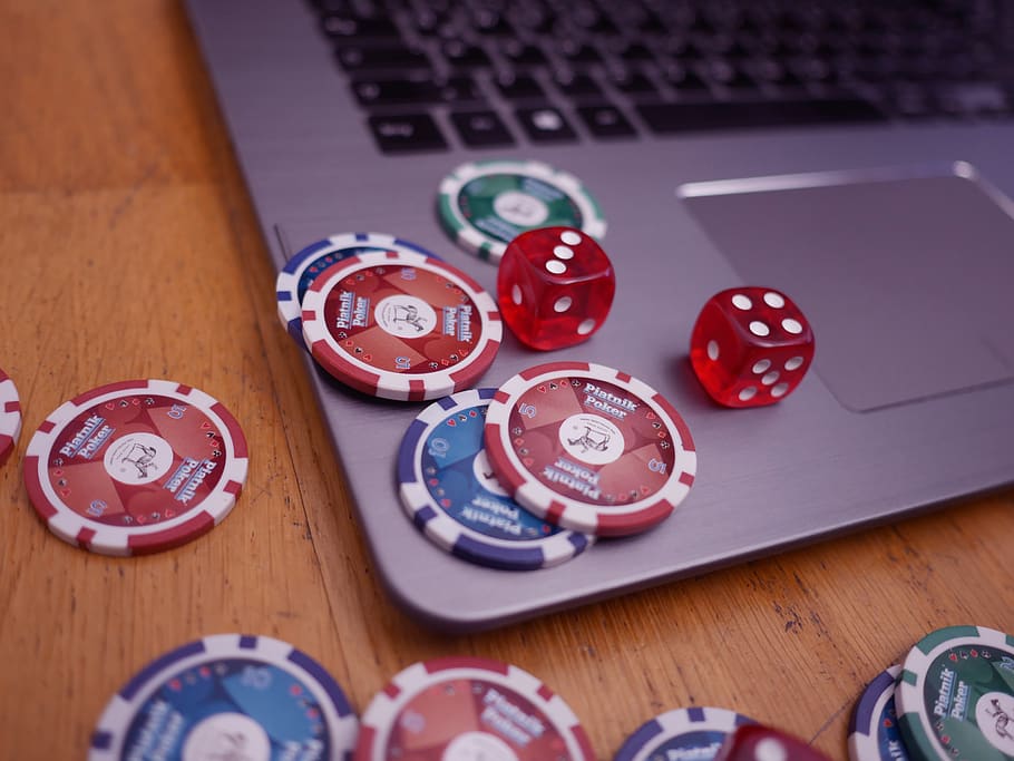 poker chips, throws, gambling, poker, card game, play, cards, casino, playing cards, ace